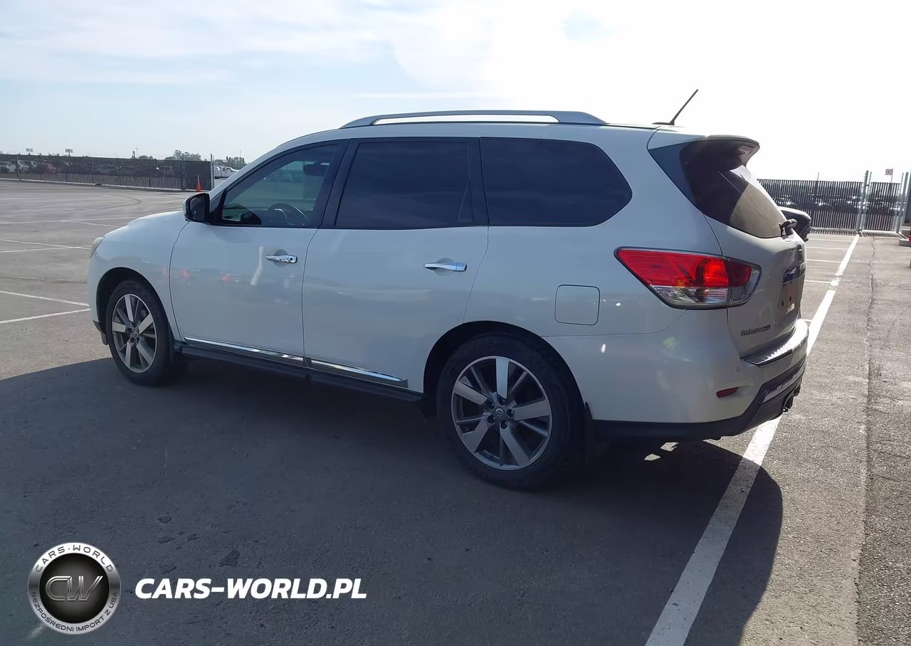 2014 Nissan Pathfinder VIN:5N1AR2MM1EC689003 - 3
