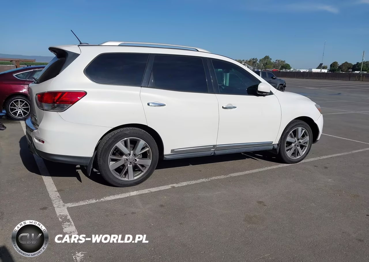 2014 Nissan Pathfinder VIN:5N1AR2MM1EC689003 - 4