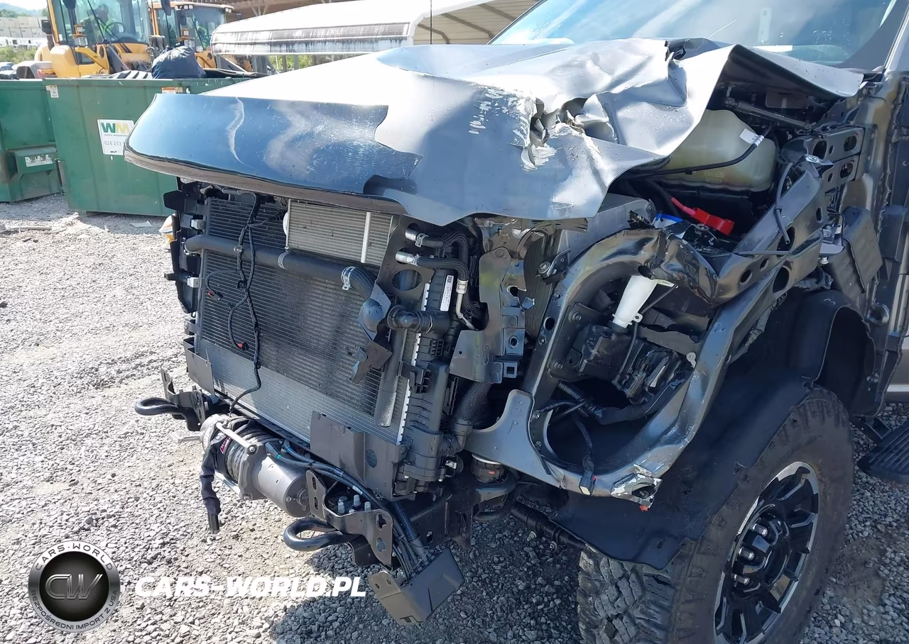 2025 Ford F-250 Lariat VIN:1FT8W2BM4SED63467 - 11