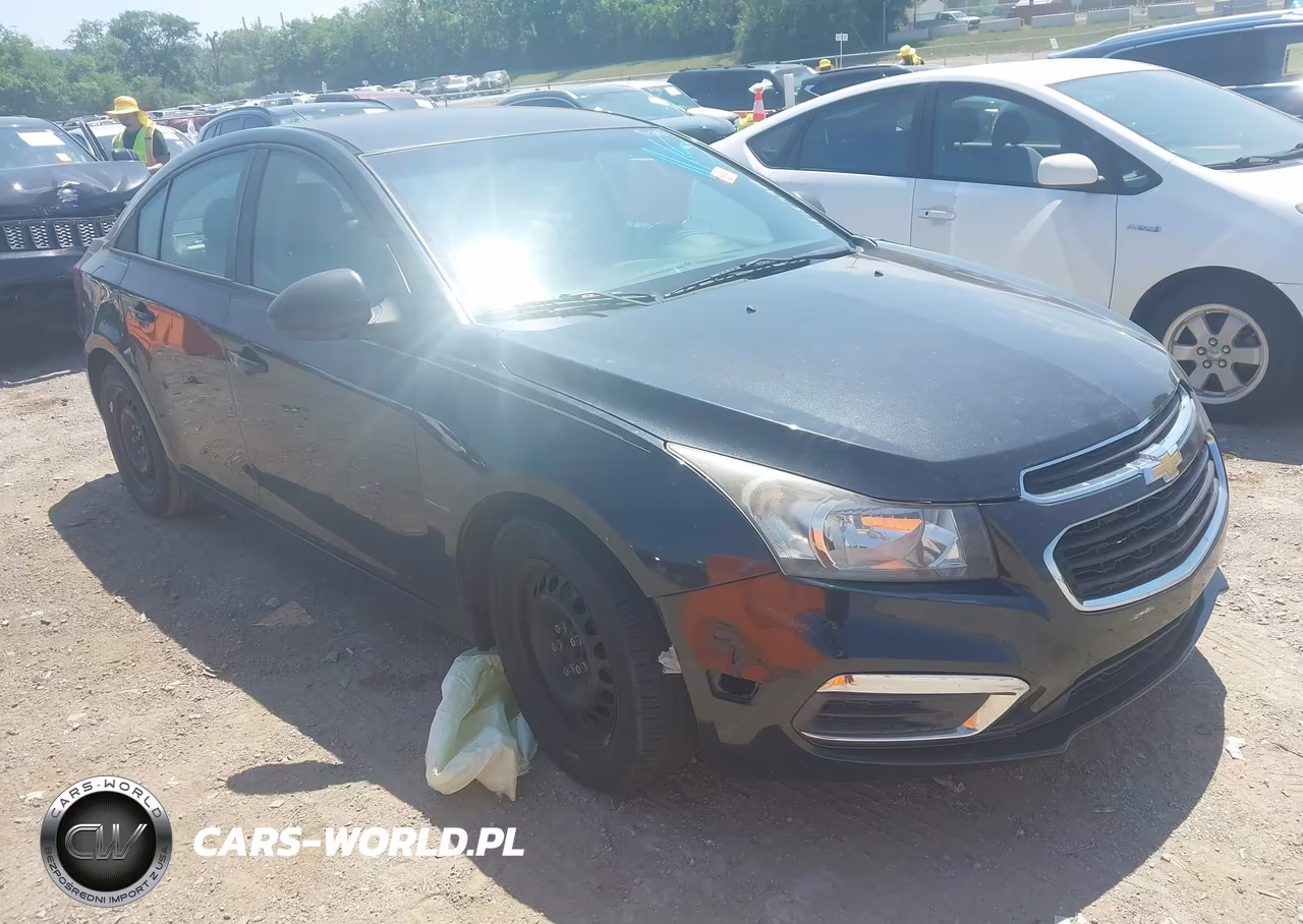 2015 Chevrolet Cruze Ls Auto – zdjęcie 1 z 11