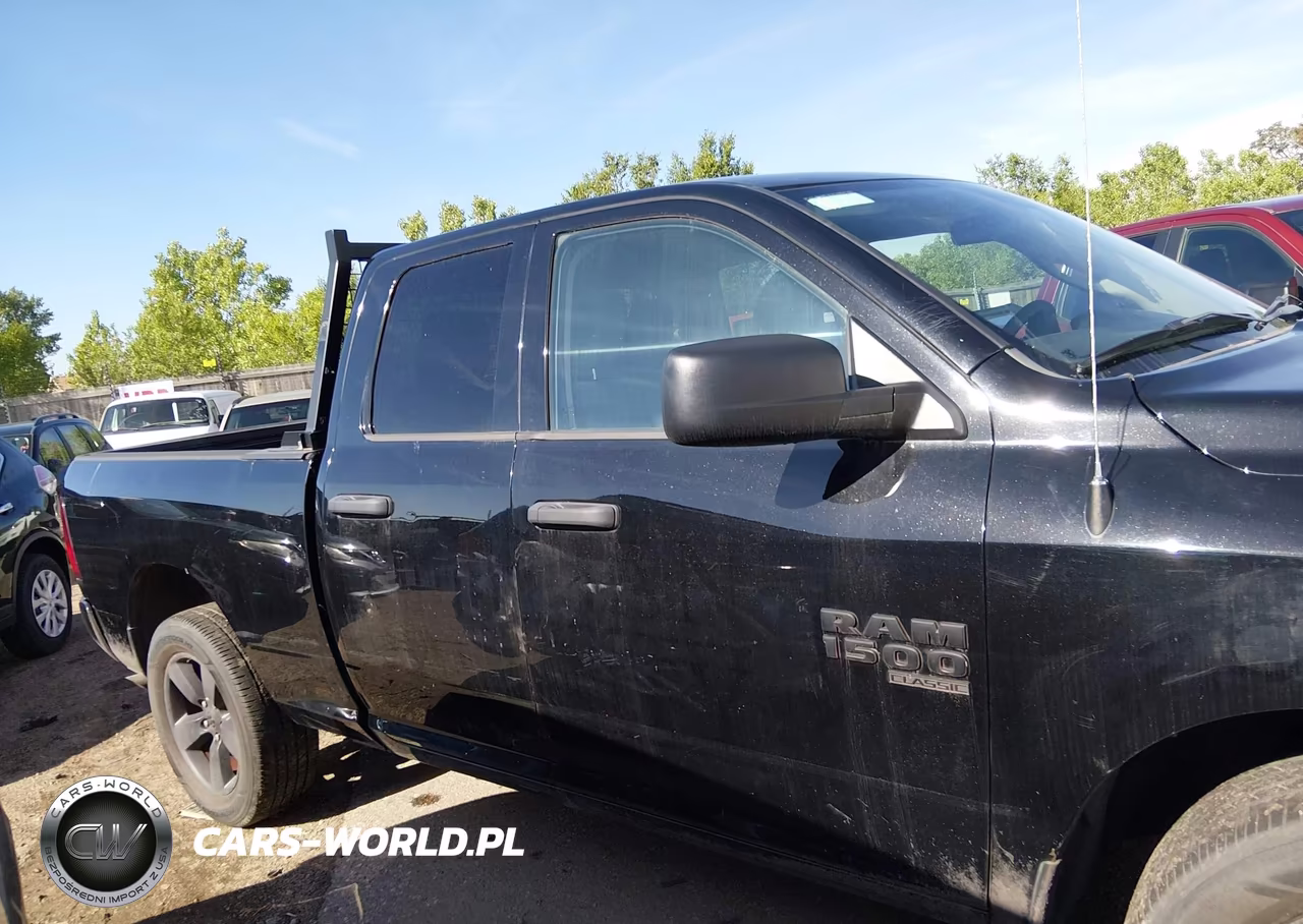 2021 Ram 1500 Classic Express 4X4 6'4 Box VIN:1C6RR7FG8MS593361 - 13