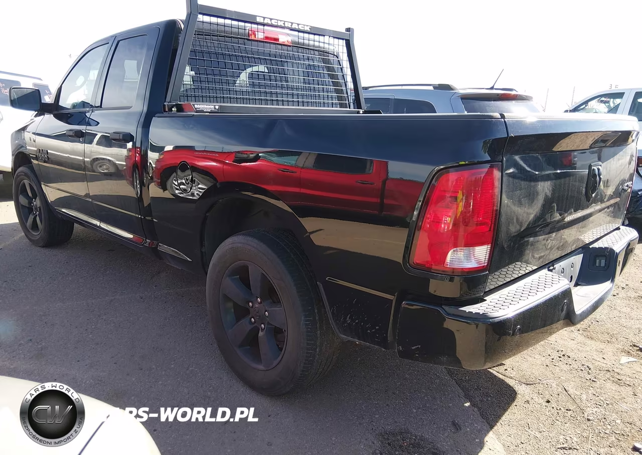 2021 Ram 1500 Classic Express 4X4 6'4 Box VIN:1C6RR7FG8MS593361 - 3