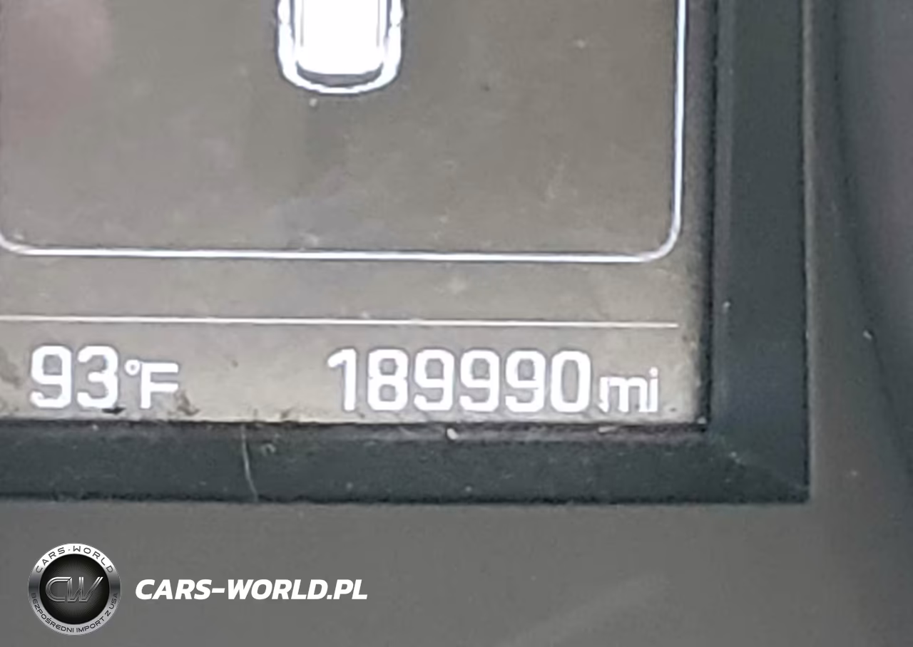 2017 Hyundai Santa Fe Sport 2.4L VIN:5NMZUDLB8HH019276 - 15