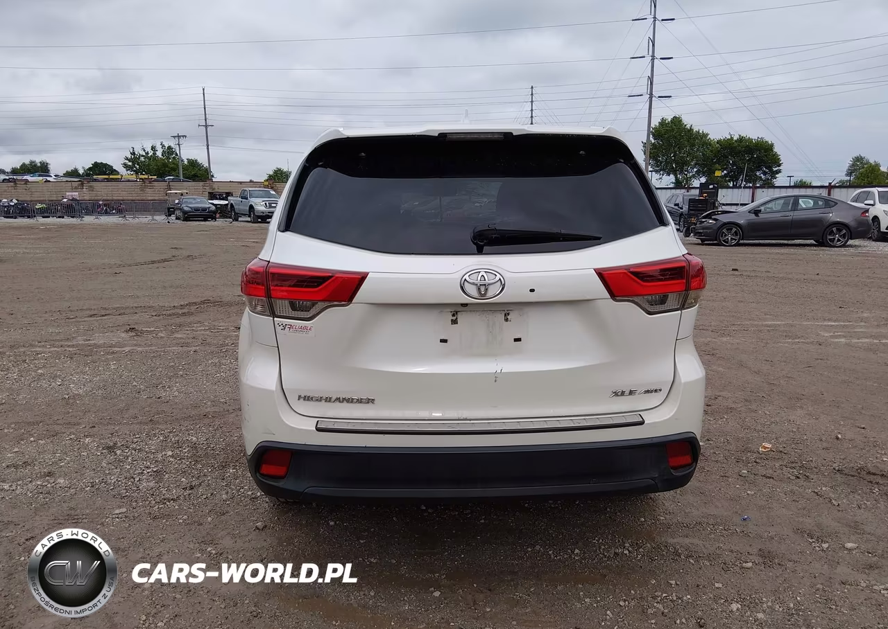 2017 Toyota Highlander Xle VIN:5TDJZRFH1HS391292 - 16