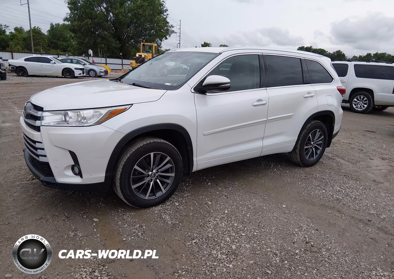 2017 Toyota Highlander Xle VIN:5TDJZRFH1HS391292 - 2
