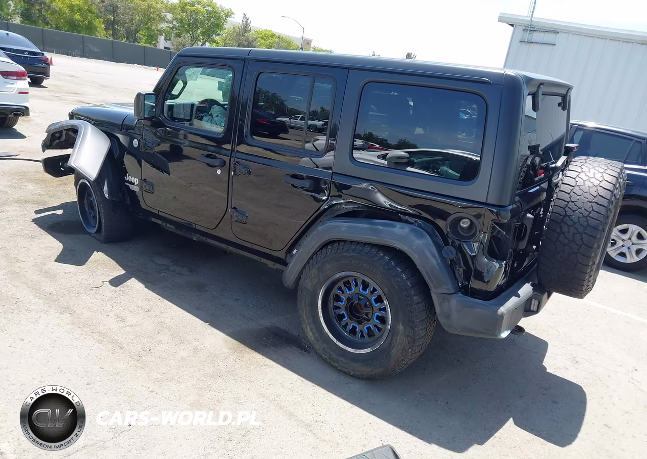 2018 Jeep Wrangler Unlimited Sport S 4X4 VIN:1C4HJXDG1JW147720 - 3
