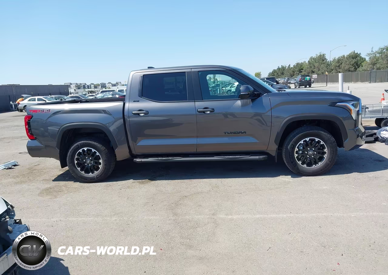 2025 Toyota Tundra Sr5 VIN:5TFLA5DBXSX310377 - 14