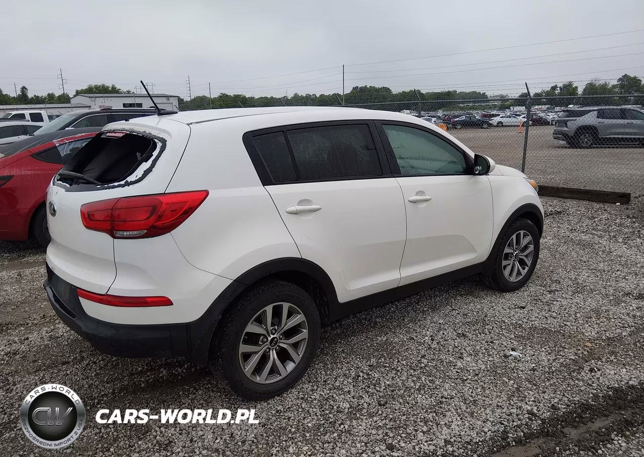 2016 Kia Sportage Lx VIN:KNDPB3AC4G7830064 - 4