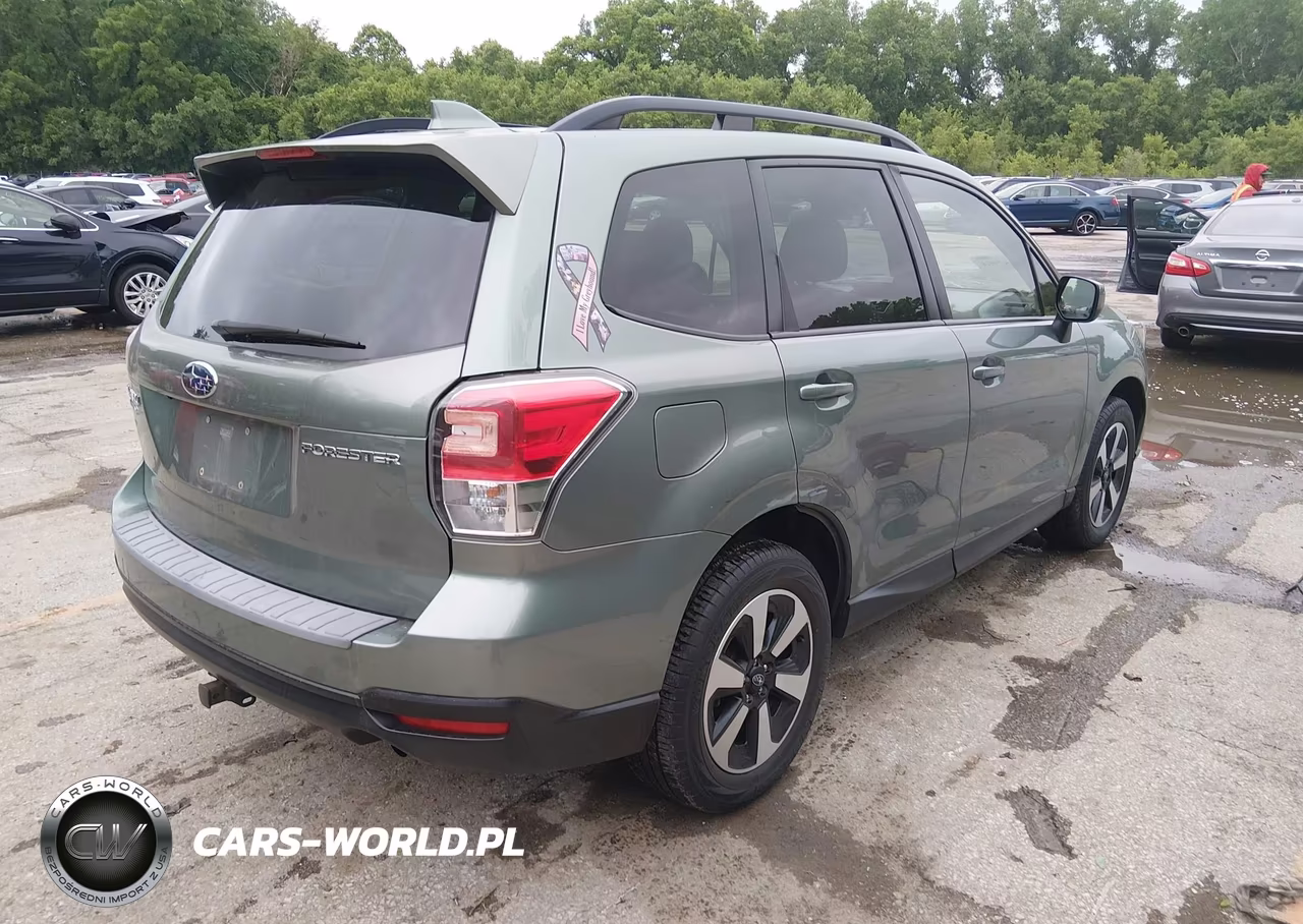 2018 Subaru Forester 2.5I Premium VIN:JF2SJAEC8JH406868 - 4