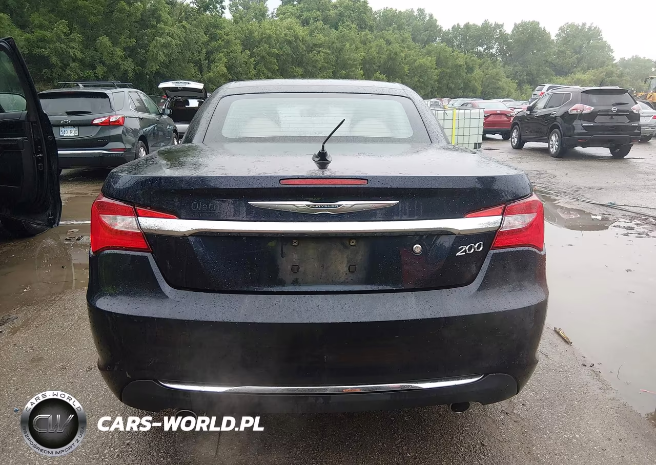 2011 Chrysler 200 Limited VIN:1C3BC7EG4BN580023 - 16