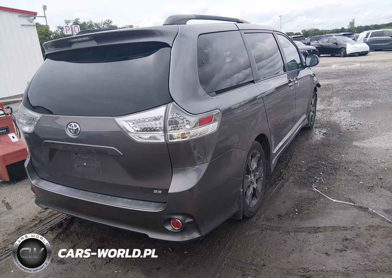 2016 Toyota Sienna Se Premium 8 Passenger VIN:5TDXK3DC7GS712205 - 4