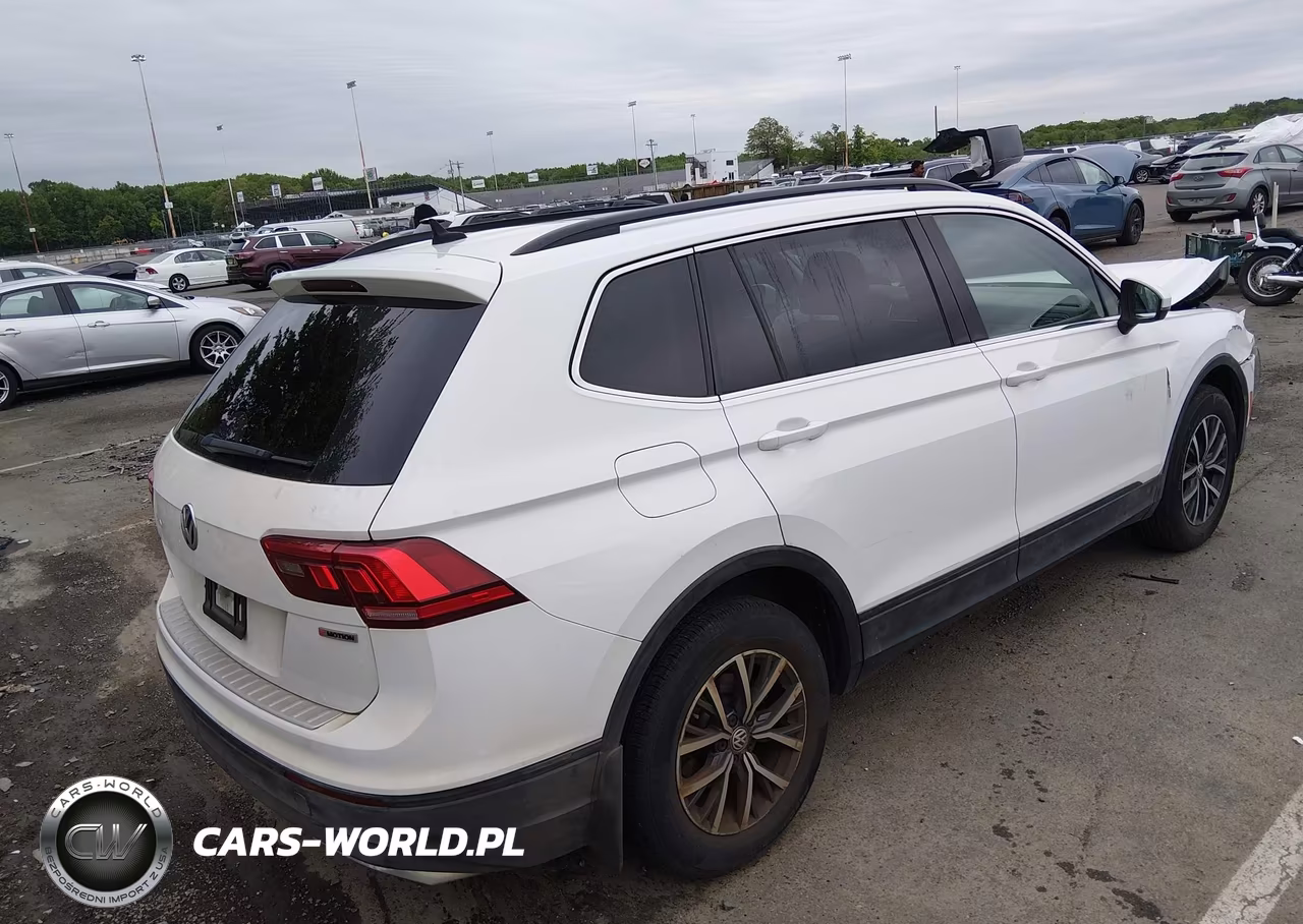 2019 Volkswagen Tiguan 2.0T Se-2.0T Sel-2.0T Sel R-Line-2.0T Sel R-Line Black VIN:3VV2B7AX0KM010018 - 4