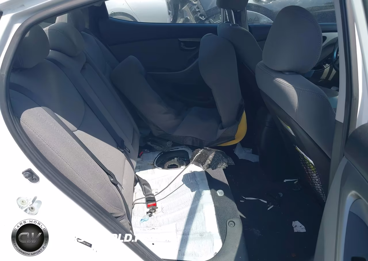 2016 HYUNDAI ELANTRA SE VIN:5NPDH4AE9GH776412 - 8