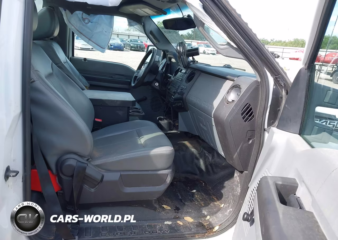 2013 Ford F-450 Chassis Xl VIN:1FDUF4GY1DEA42684 - 5