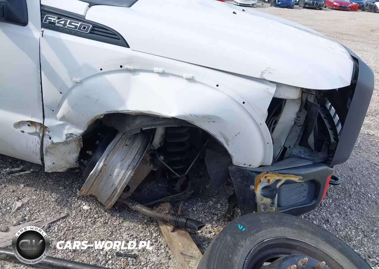 2013 Ford F-450 Chassis Xl VIN:1FDUF4GY1DEA42684 - 6
