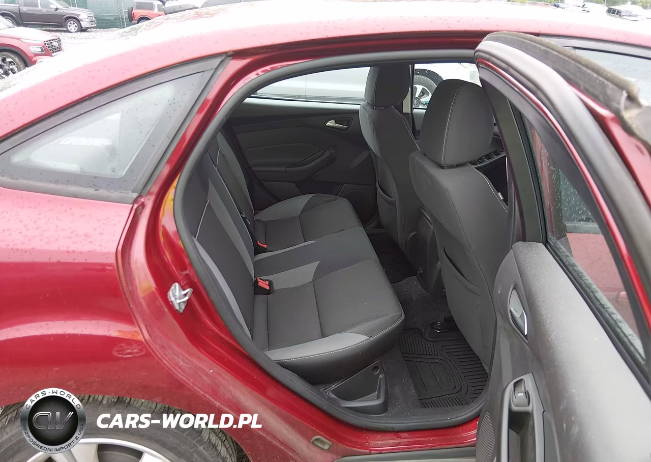 2013 Ford Focus Se VIN:1FADP3F22DL361165 - 8