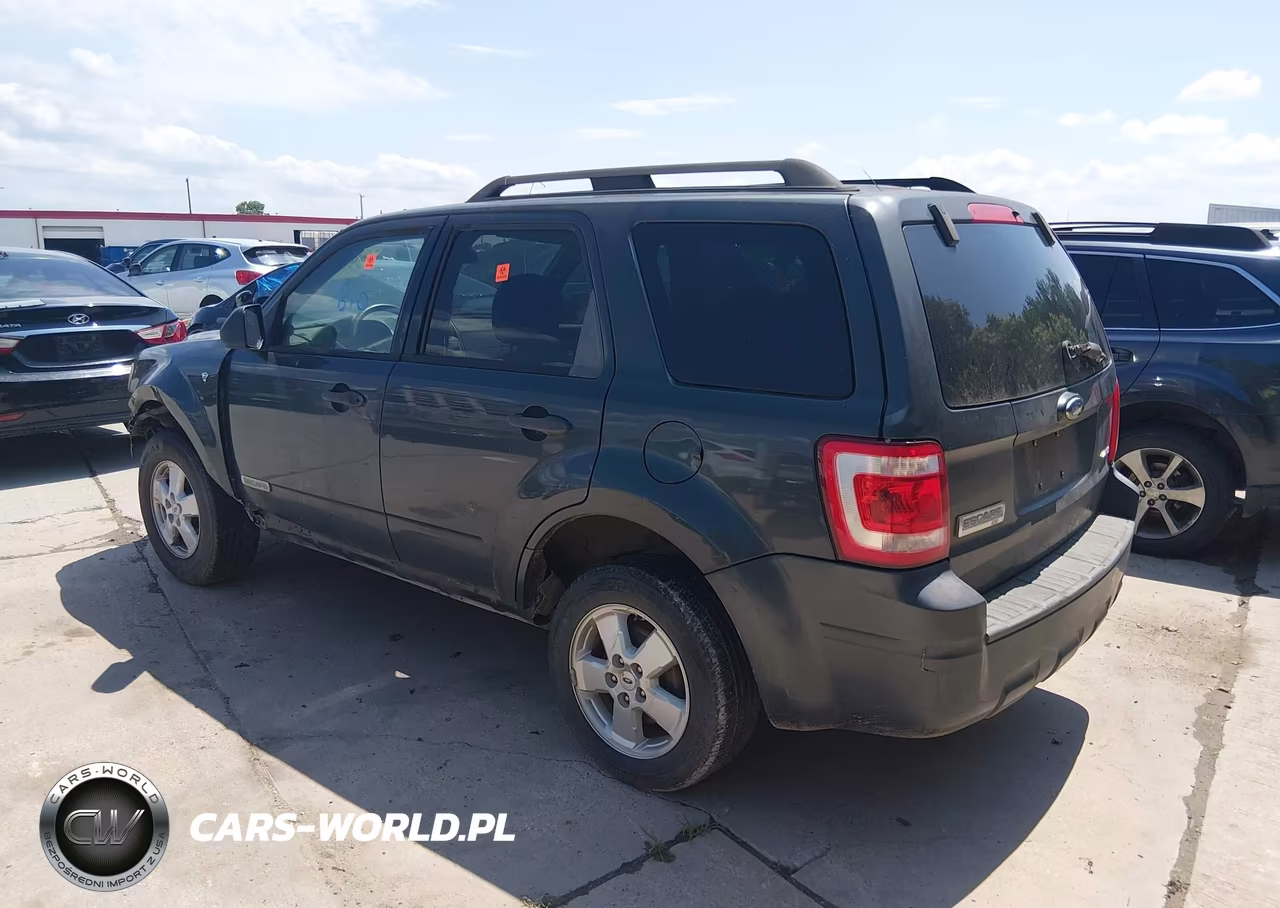 2008 Ford Escape Xlt VIN:1FMCU93198KA49963 - 3