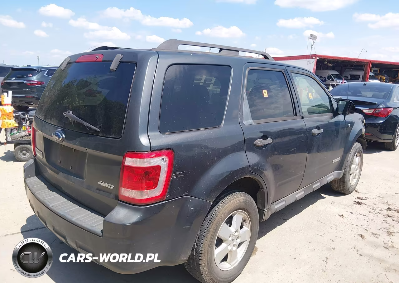 2008 Ford Escape Xlt VIN:1FMCU93198KA49963 - 4