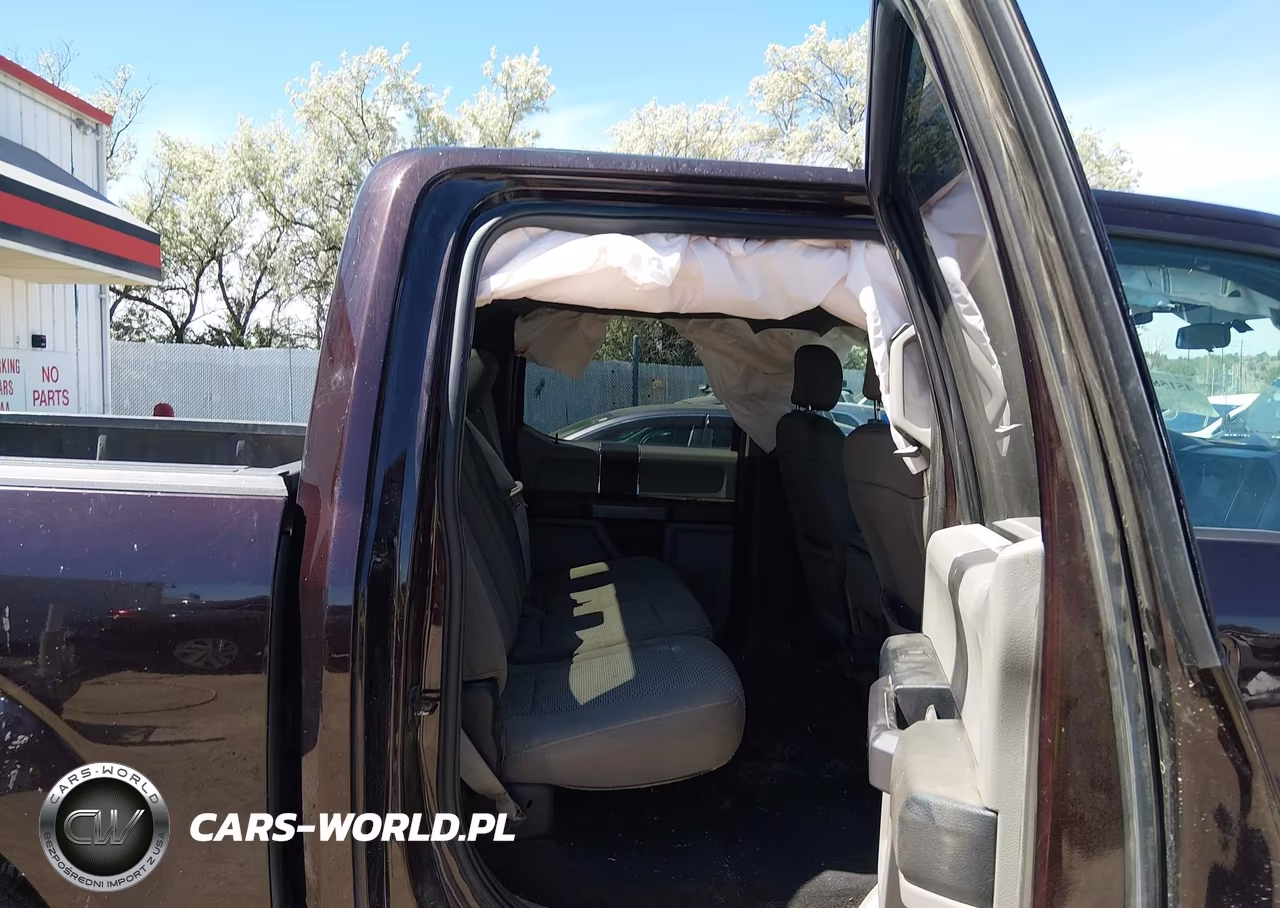 2018 Ford F-150 Xlt VIN:1FTEW1EP2JKE88180 - 8