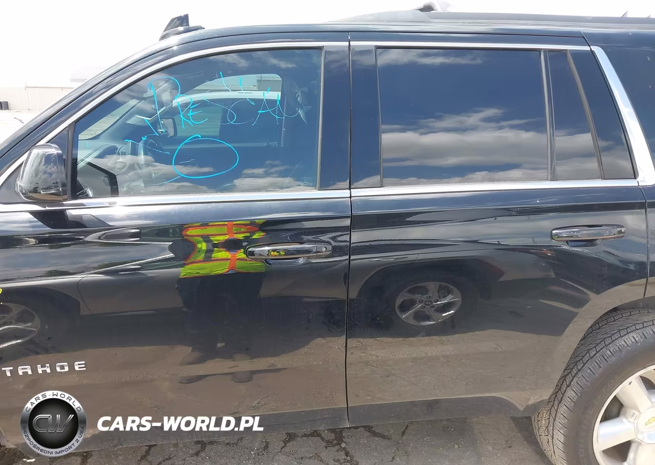 2017 Chevrolet Tahoe Ls VIN:1GNSCAKC9HR365496 - 15