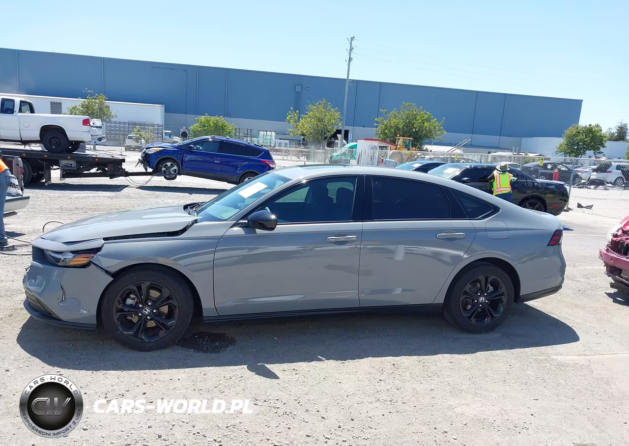 2025 Honda Accord Se VIN:1HGCY1F40SA009513 - 15