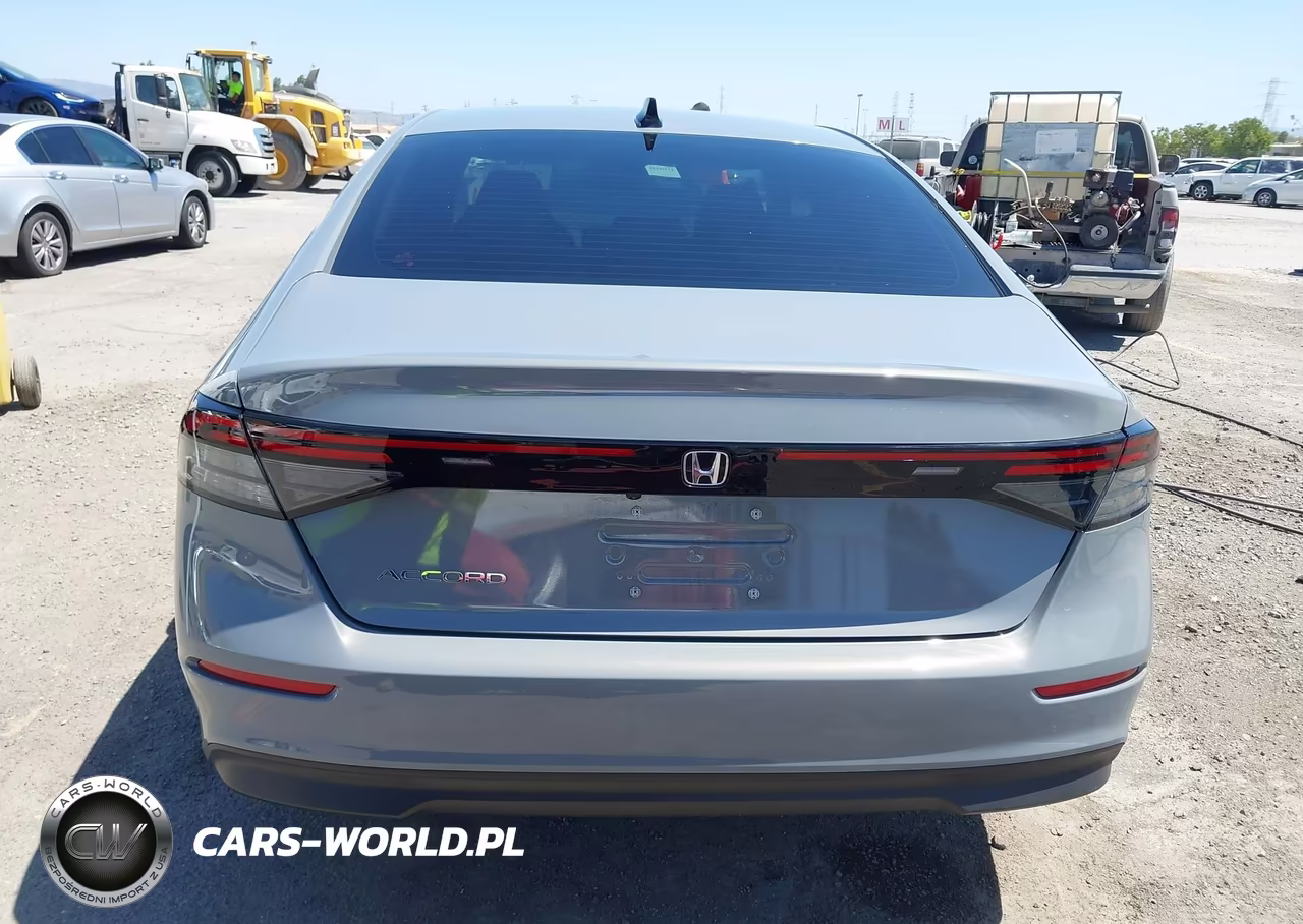 2025 Honda Accord Se VIN:1HGCY1F40SA009513 - 17