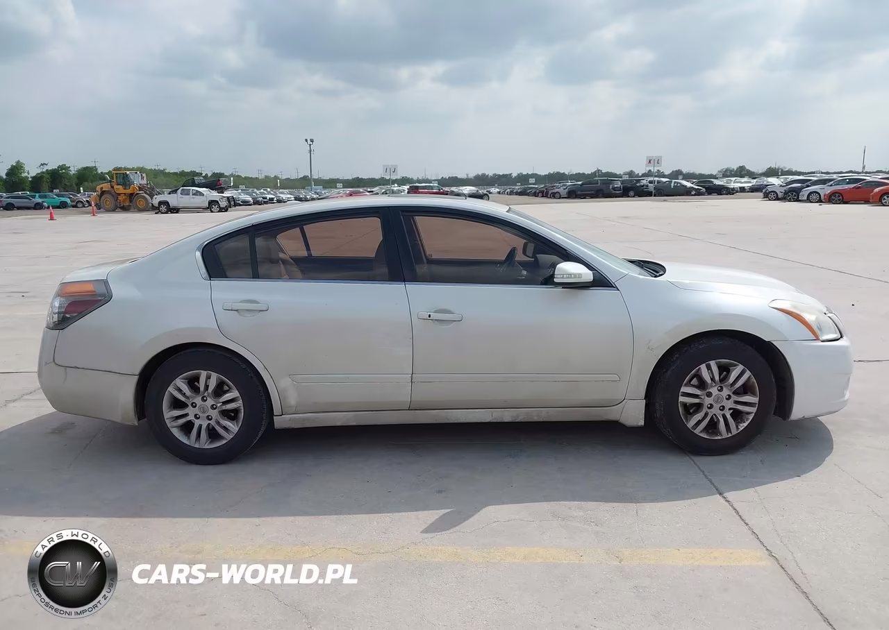 2011 Nissan Altima 2.5 S VIN:1N4AL2AP0BN473220 - 14