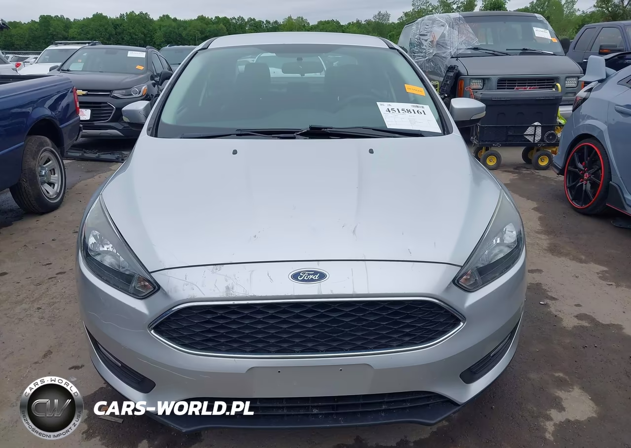 2015 Ford Focus Se VIN:1FADP3F23FL247579 - 13