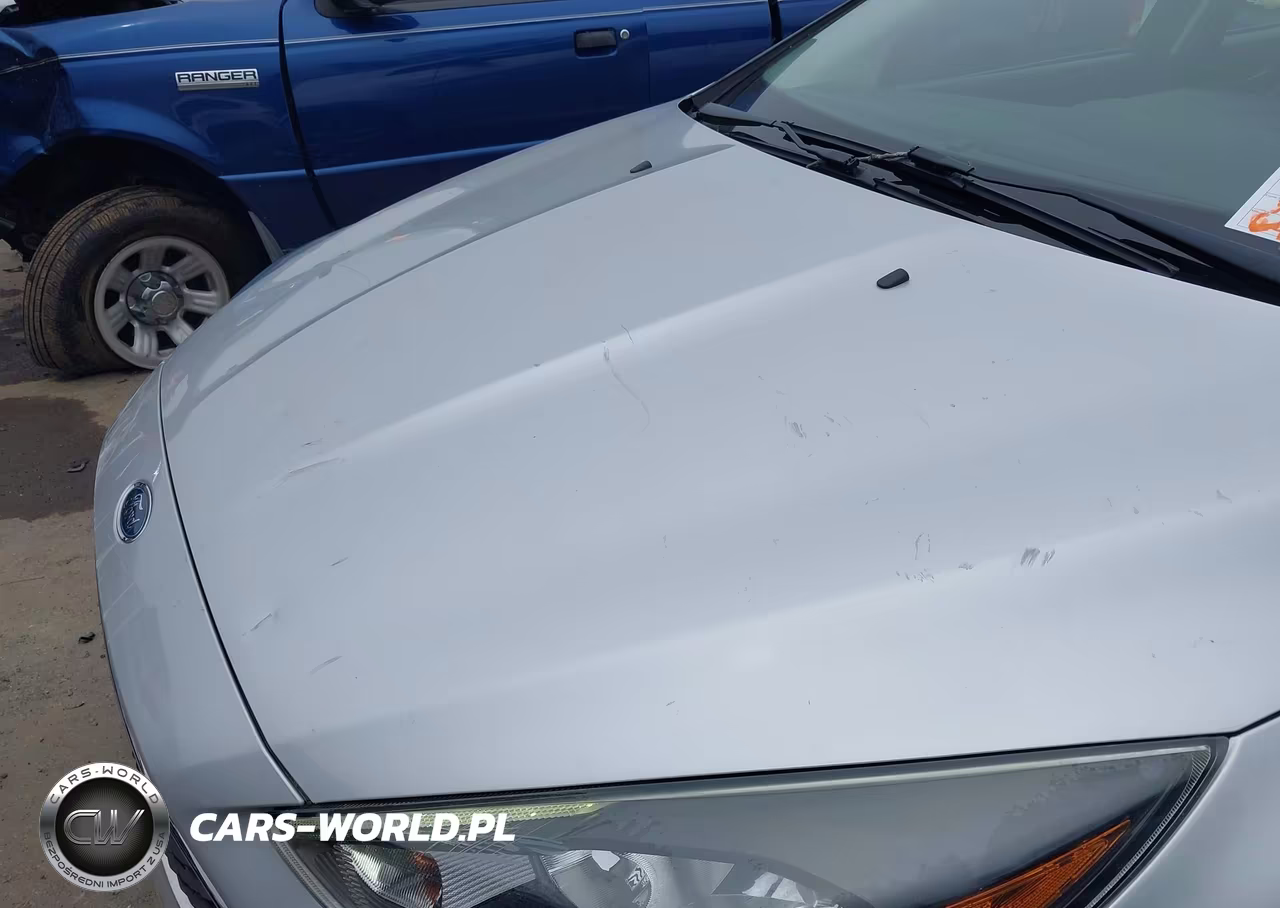 2015 Ford Focus Se VIN:1FADP3F23FL247579 - 6
