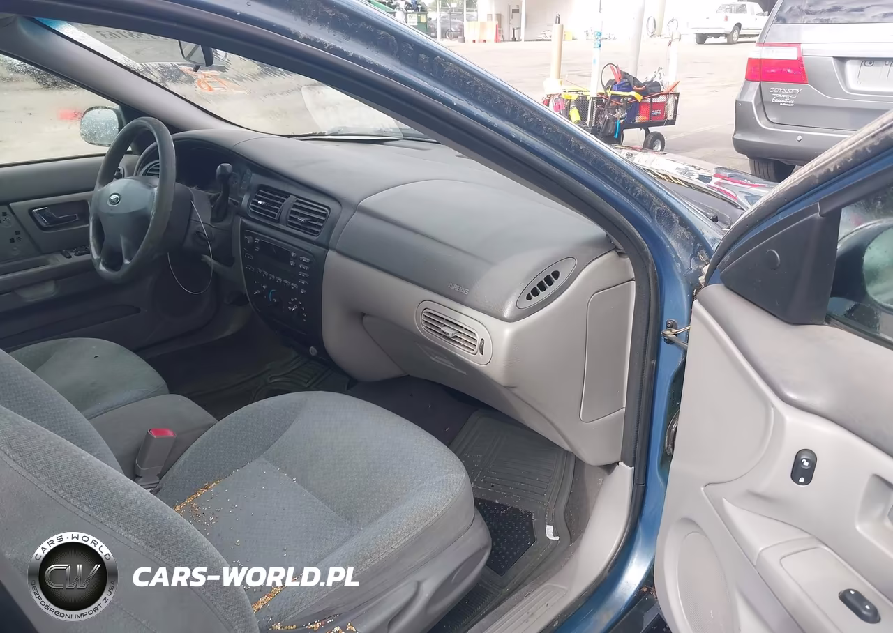2001 Ford Taurus Lx VIN:1FAFP52UX1A147818 - 5