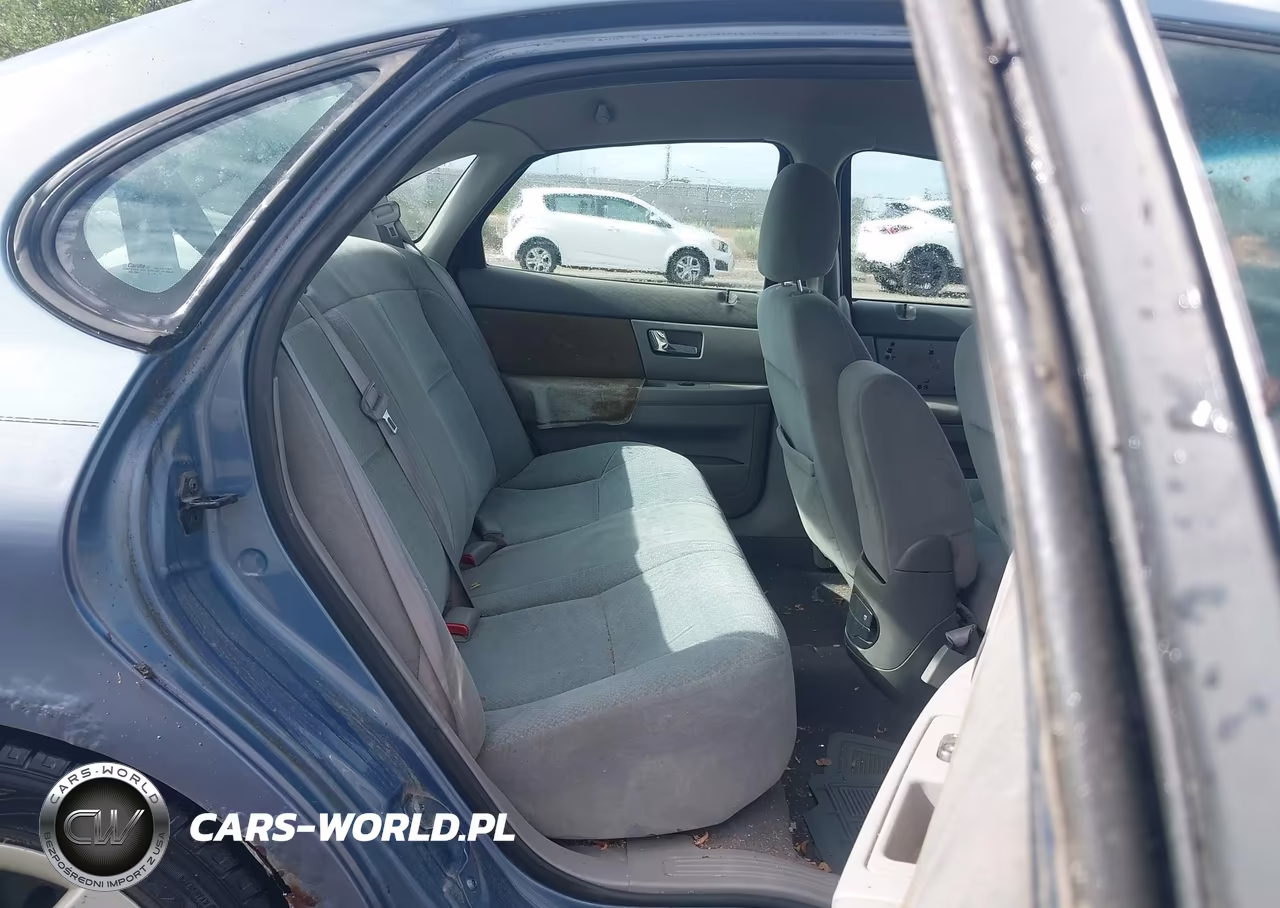 2001 Ford Taurus Lx VIN:1FAFP52UX1A147818 - 8