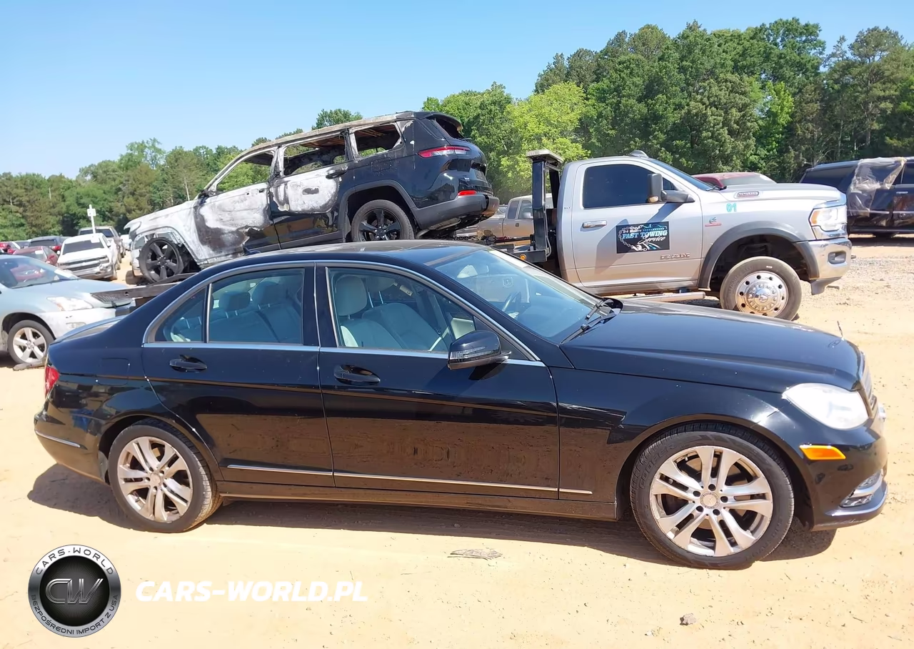 2014 Mercedes-Benz C 300 Luxury 4Matic VIN:WDDGF8AB6EG172601 - 13