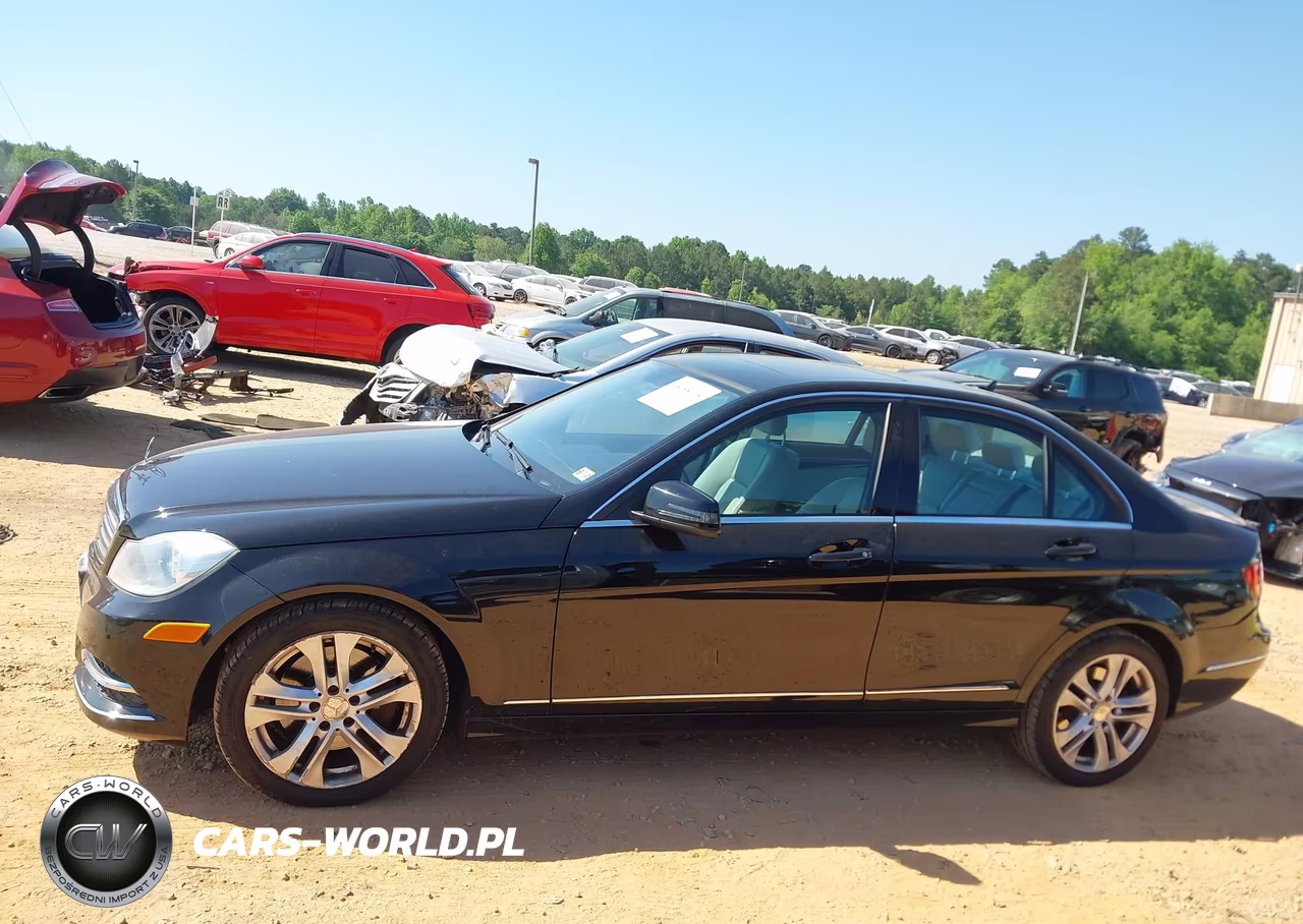 2014 Mercedes-Benz C 300 Luxury 4Matic VIN:WDDGF8AB6EG172601 - 14