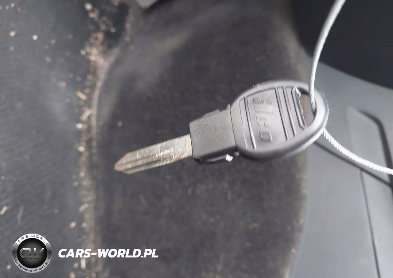 2013 Dodge Challenger R-T VIN:2C3CDYBT8DH663166 - 11