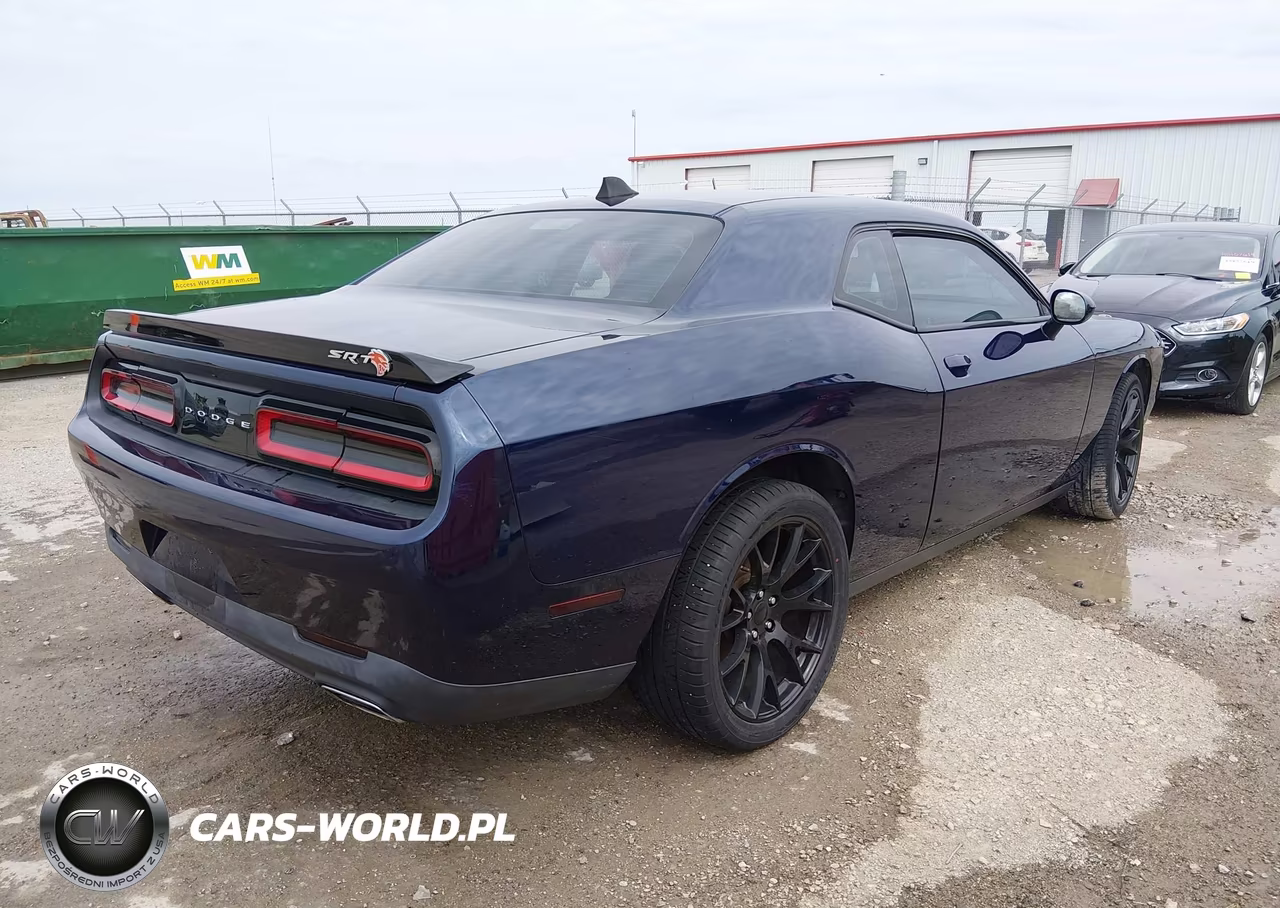 2015 Dodge Challenger Sxt VIN:2C3CDZAG6FH743949 - 4
