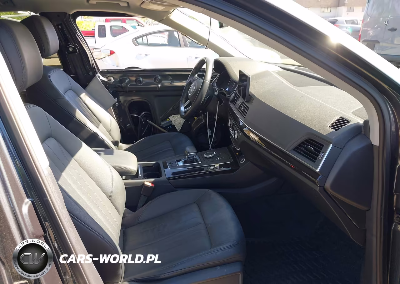 2018 Audi Q5 2.0T Premium-2.0T Tech Premium VIN:WA1BNAFY6J2123900 - 5