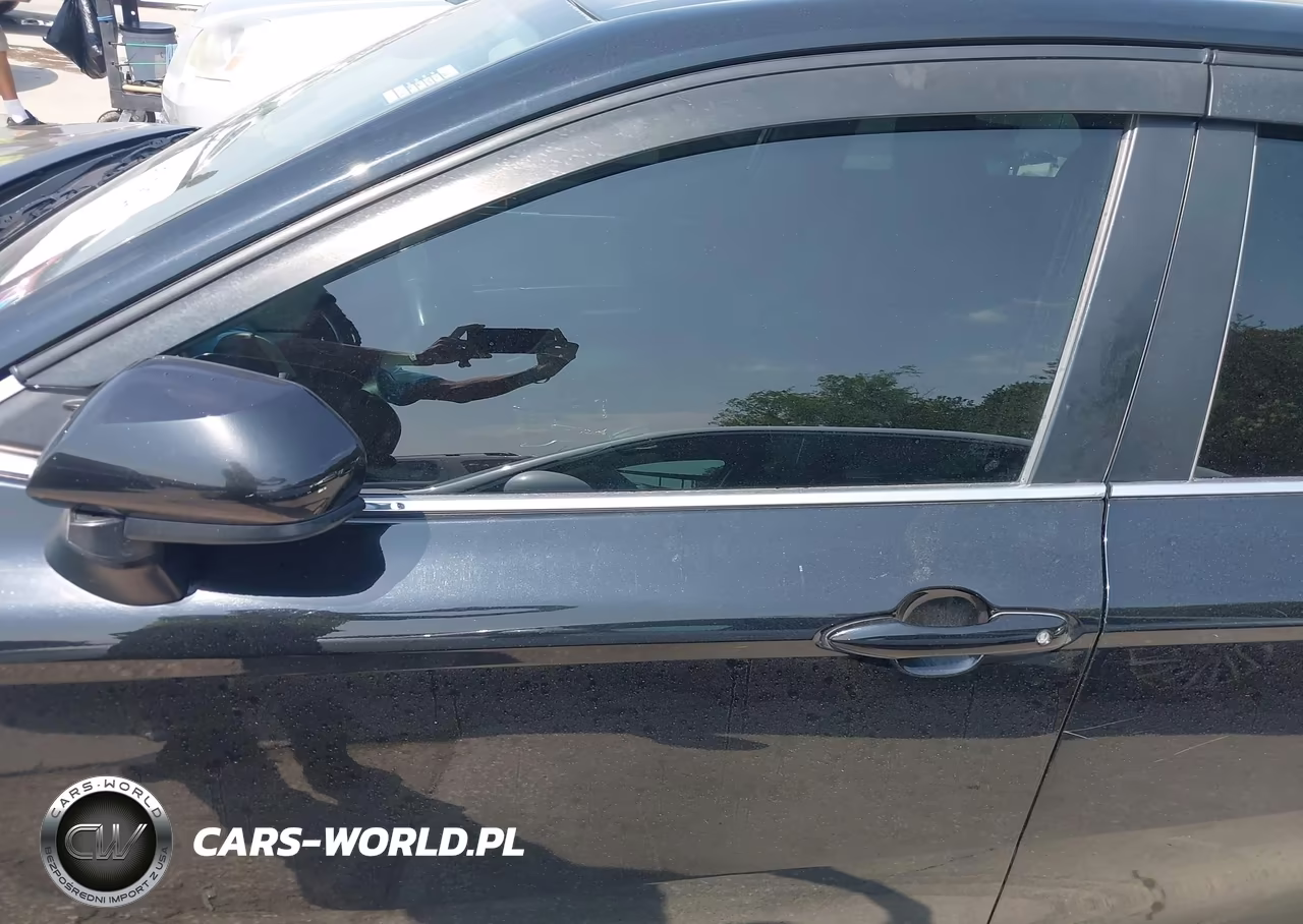 2019 Toyota Camry Se VIN:4T1B11HK0KU719192 - 14