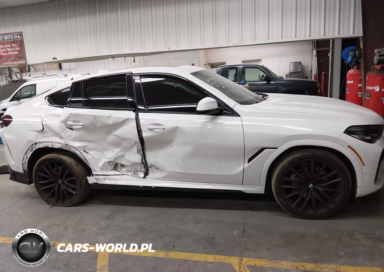 2023 BMW X6 xDrive40I VIN:5UXCY6C08P9N58641 - 13