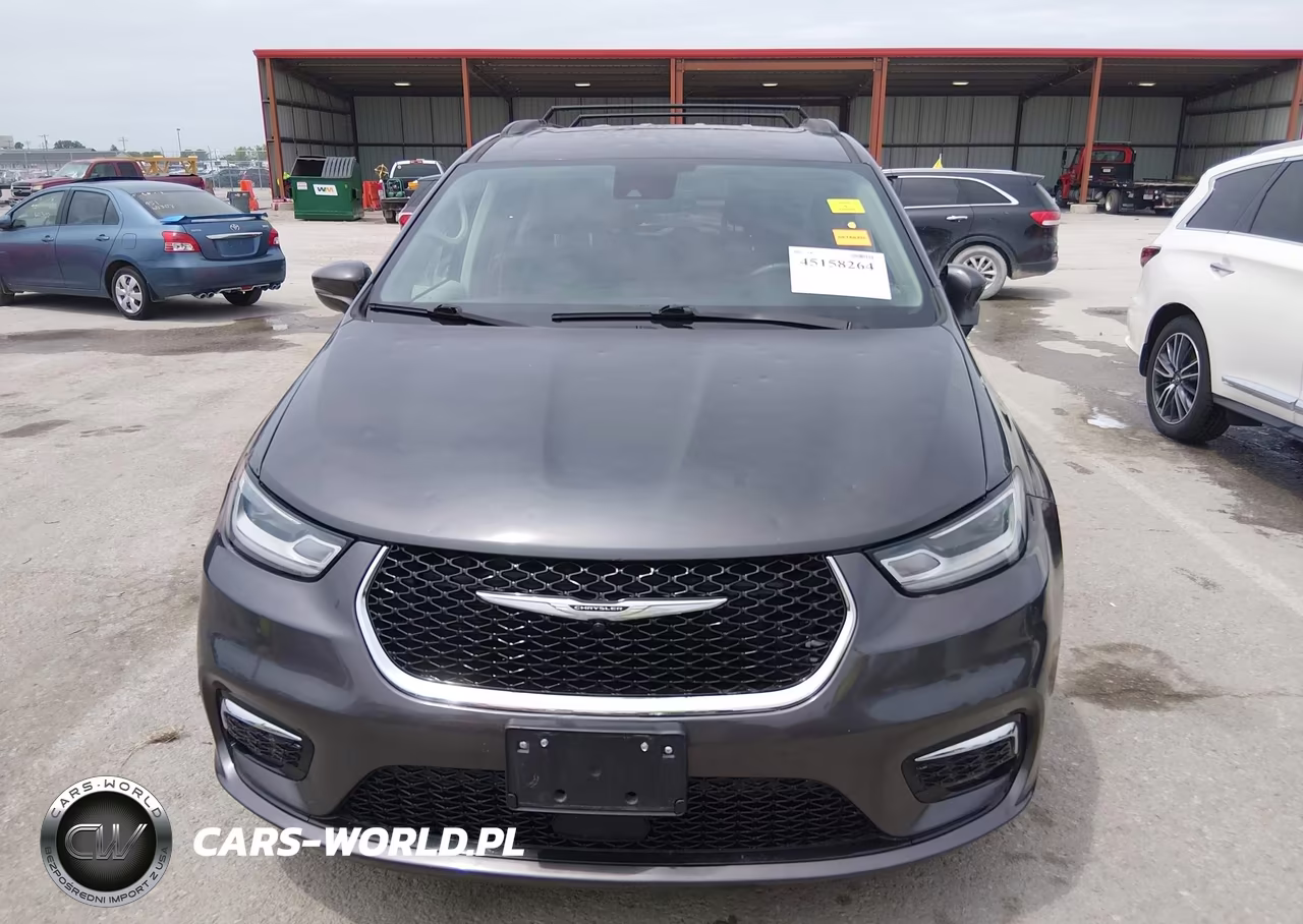 2022 Chrysler Pacifica Touring L VIN:2C4RC1BG9NR122108 - 12