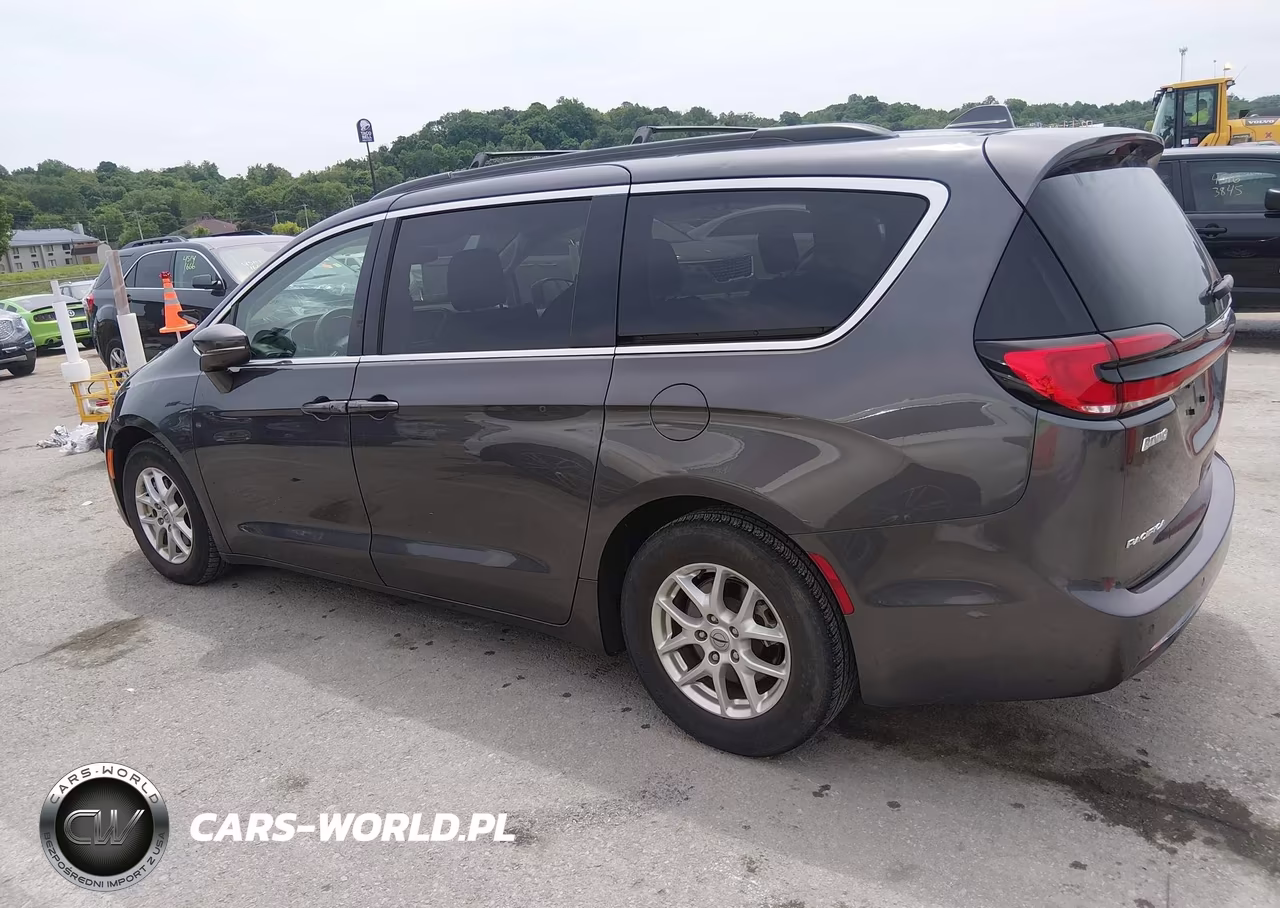 2022 Chrysler Pacifica Touring L VIN:2C4RC1BG9NR122108 - 21