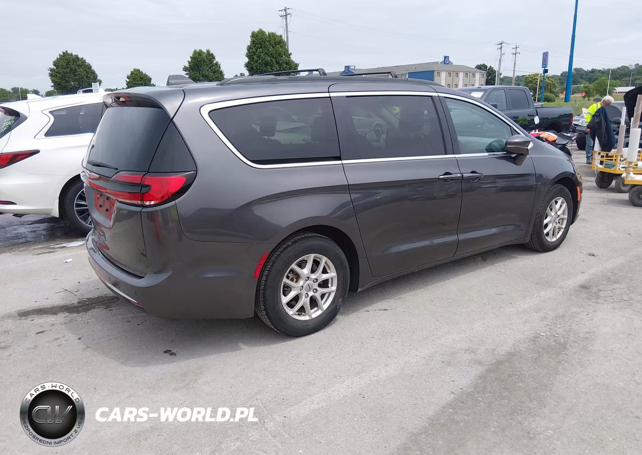 2022 Chrysler Pacifica Touring L VIN:2C4RC1BG9NR122108 - 4