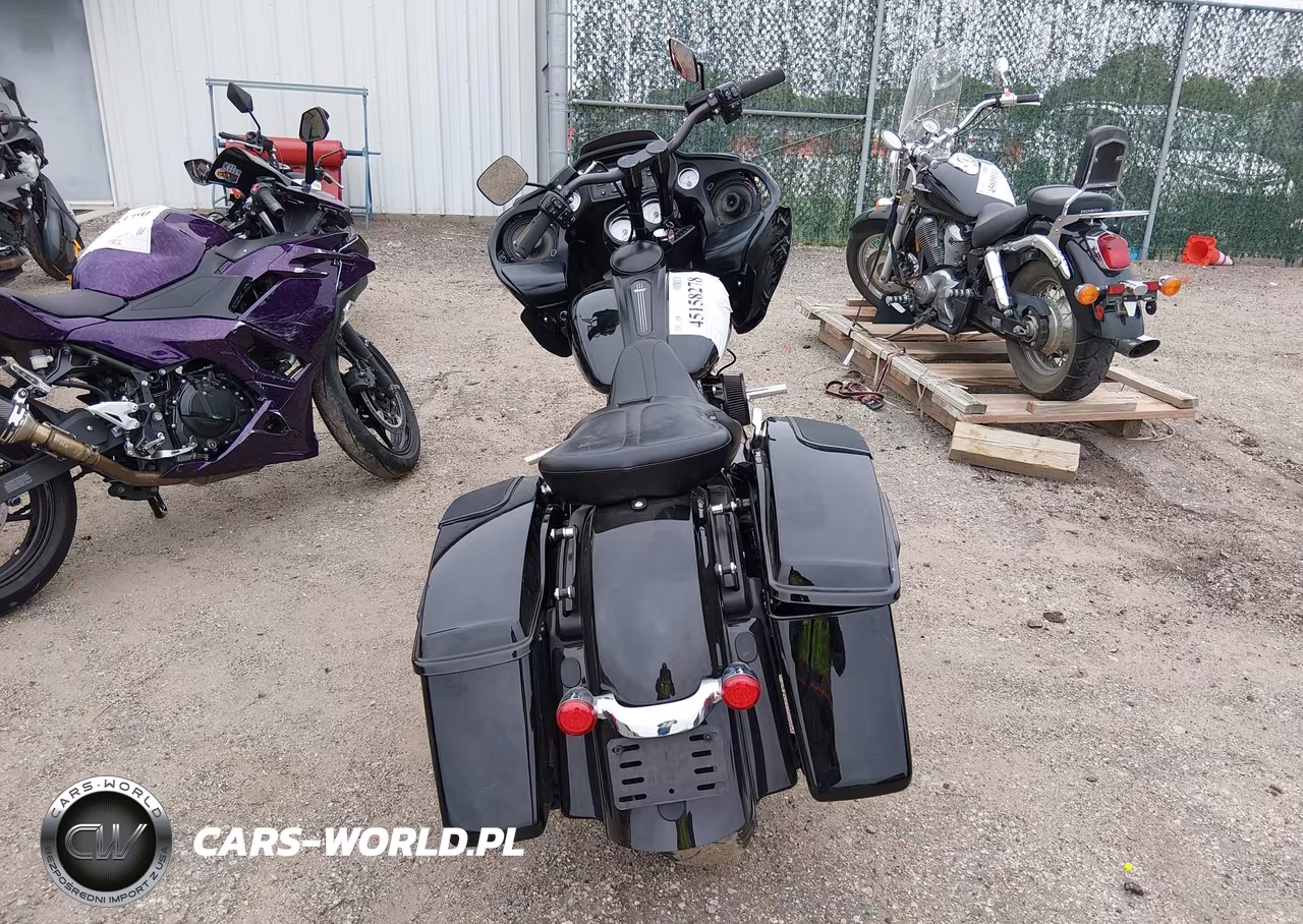 2016 Harley-Davidson Fltrx Road Glide VIN:1HD1KHM17GB636900 - 6