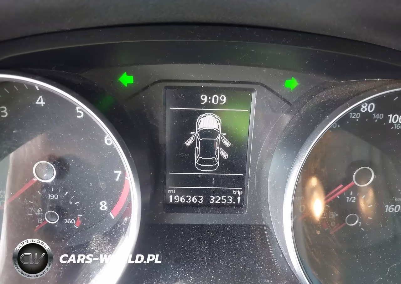 2017 Volkswagen Passat 1.8T R-Line VIN:1VWDT7A38HC005853 - 15