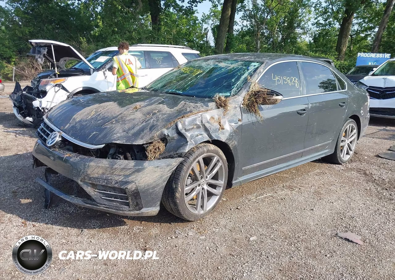 2017 Volkswagen Passat 1.8T R-Line VIN:1VWDT7A38HC005853 - 2