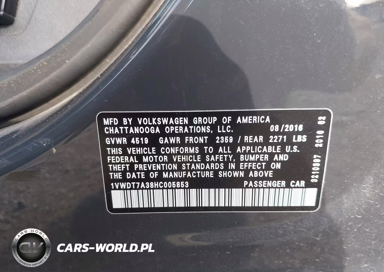 2017 Volkswagen Passat 1.8T R-Line VIN:1VWDT7A38HC005853 - 9