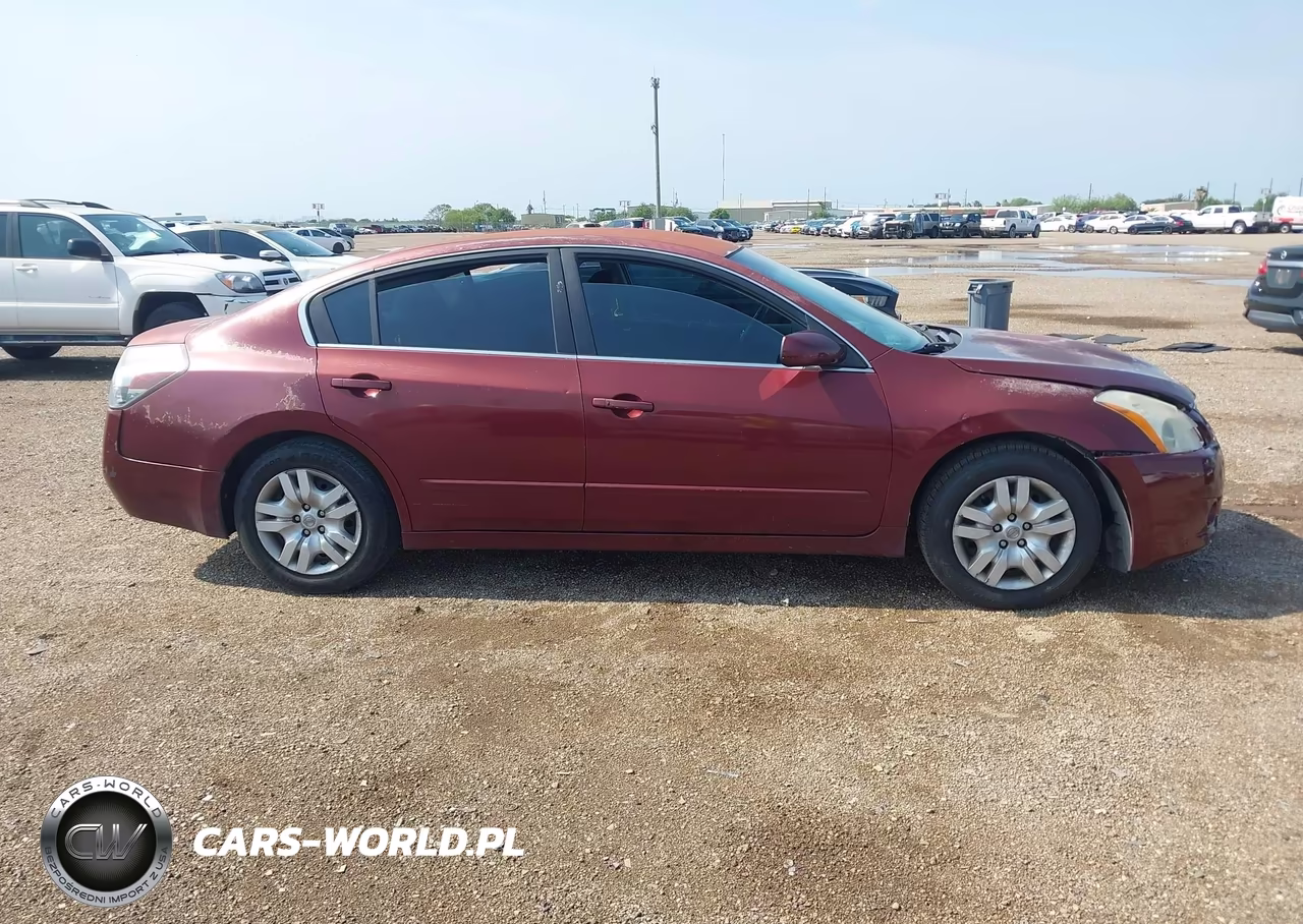 2011 Nissan Altima 2.5 S VIN:1N4AL2APXBN456179 - 13