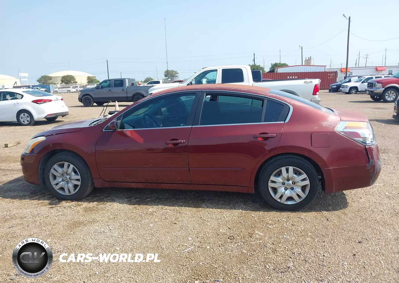 2011 Nissan Altima 2.5 S VIN:1N4AL2APXBN456179 - 14