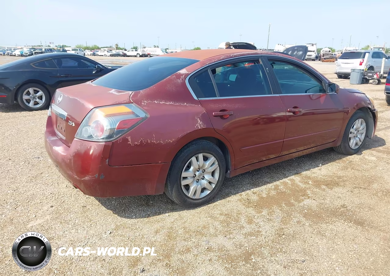 2011 Nissan Altima 2.5 S VIN:1N4AL2APXBN456179 - 4