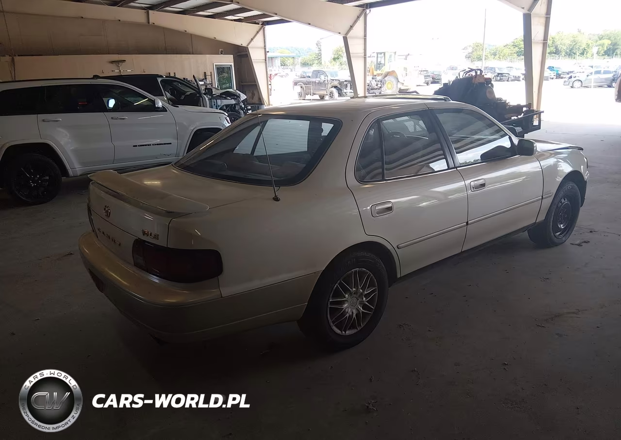 1996 Toyota Camry Le-Xle-Se VIN:JT2BF12K3T0169342 - 4