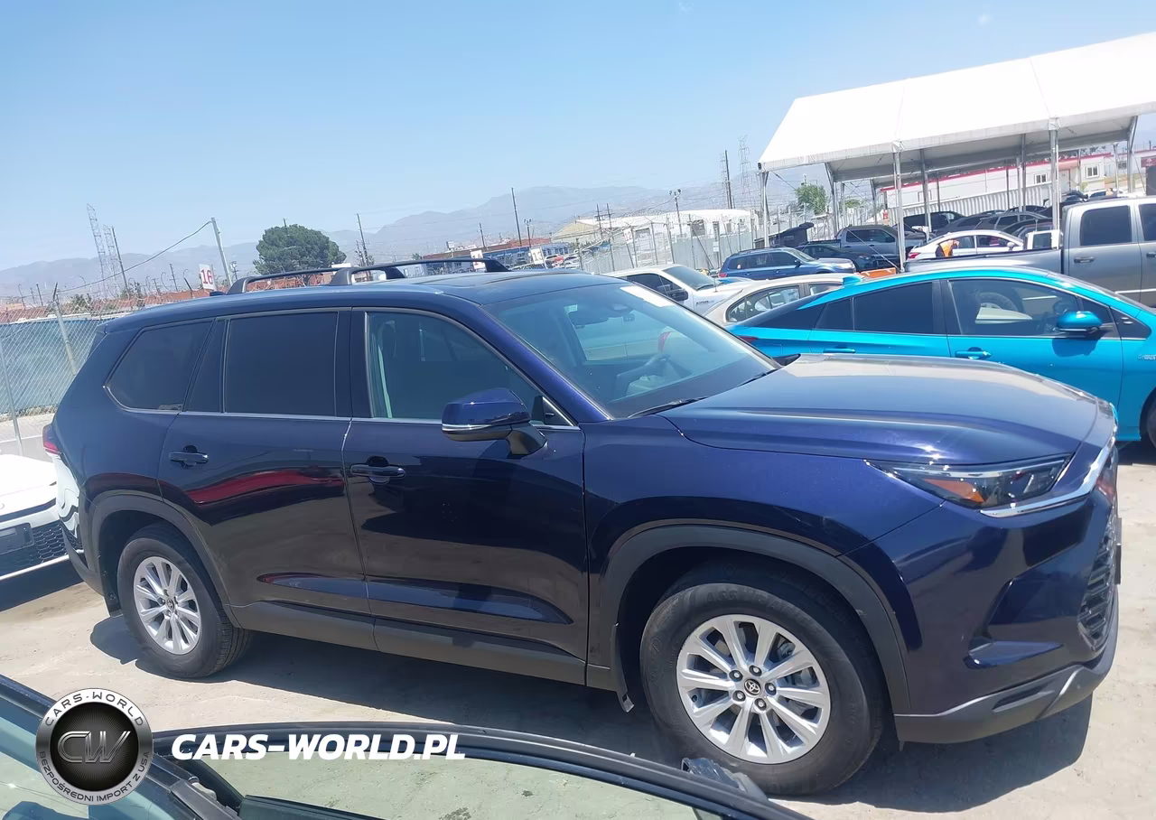 2025 Toyota Grand Highlander Hybrid Xle VIN:5TDABAA54SS003224 - 13